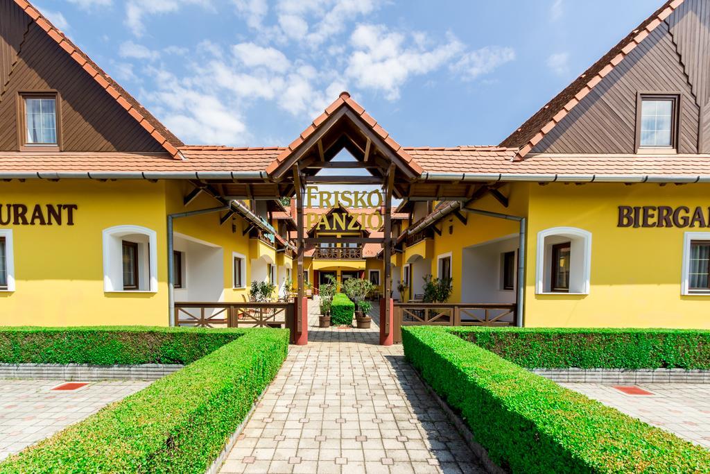 Bed and Breakfast Frisko Panzio Залакарош Экстерьер фото